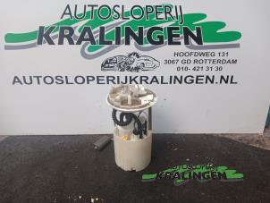 Gebruikte Benzinepomp Opel Corsa D 1.4 16V Twinport Prijs € 50,00 Margeregeling aangeboden door Autosloperij Kralingen B.V.