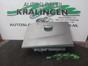 Gebruikte Dashboardkastje Seat Ibiza IV (6J5) 1.2 TDI Ecomotive Prijs € 35,00 Margeregeling aangeboden door Autosloperij Kralingen B.V.
