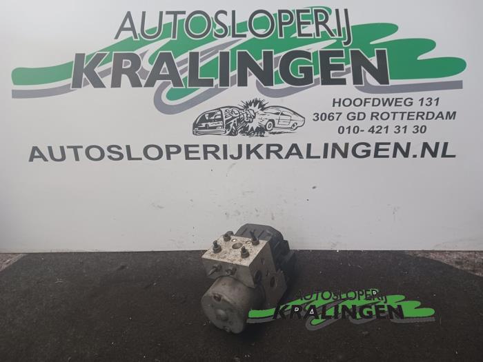 Gebruikte ABS Pomp Citroen Xsara (N1) 1.6 16V Prijs € 23,99 Margeregeling aangeboden door Autosloperij Kralingen B.V.