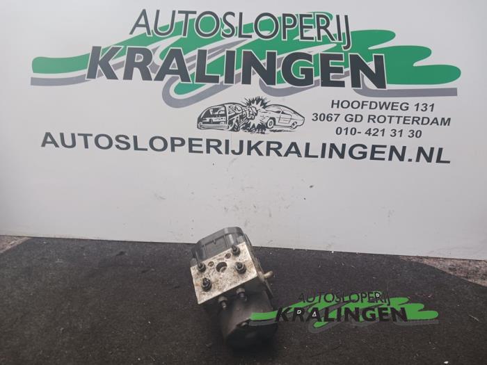 Gebruikte ABS Pomp Peugeot 406 Break (8E/F) 1.8 16V Prijs € 24,98 Margeregeling aangeboden door Autosloperij Kralingen B.V.
