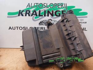 Gebruikte Luchtfilterhuis Fiat Punto II (188) 1.2 16V Prijs € 50,00 Margeregeling aangeboden door Autosloperij Kralingen B.V.