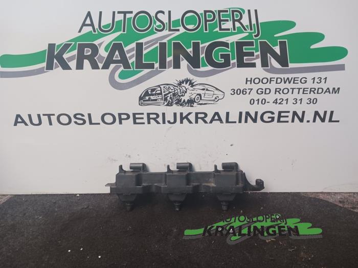 Gebruikte Bobine Renault Espace (JE) 3.0i V6 24V Prijs € 19,99 Margeregeling aangeboden door Autosloperij Kralingen B.V.