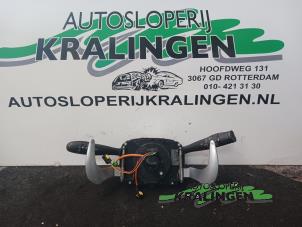 Gebruikte Combischakelaar Stuurkolom Citroen C2 (JM) 1.6 16V VTR Prijs € 50,00 Margeregeling aangeboden door Autosloperij Kralingen B.V.