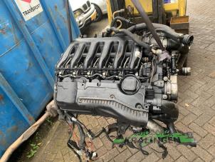 Gebruikte Motor BMW 7 serie (E65/E66/E67) 730d 24V Prijs € 1.500,00 Margeregeling aangeboden door Autosloperij Kralingen B.V.