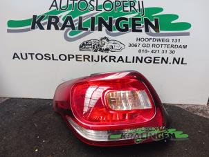 Gebruikte Achterlicht links Citroen DS3 (SA) 1.2 12V PureTech 82 Prijs € 50,00 Margeregeling aangeboden door Autosloperij Kralingen B.V.