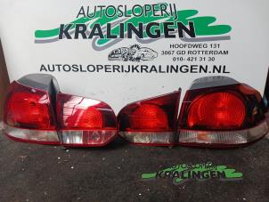 Gebruikte Achterlichtset links + rechts Volkswagen Golf VI (5K1) 2.0 GTI 16V Prijs € 150,00 Margeregeling aangeboden door Autosloperij Kralingen B.V.