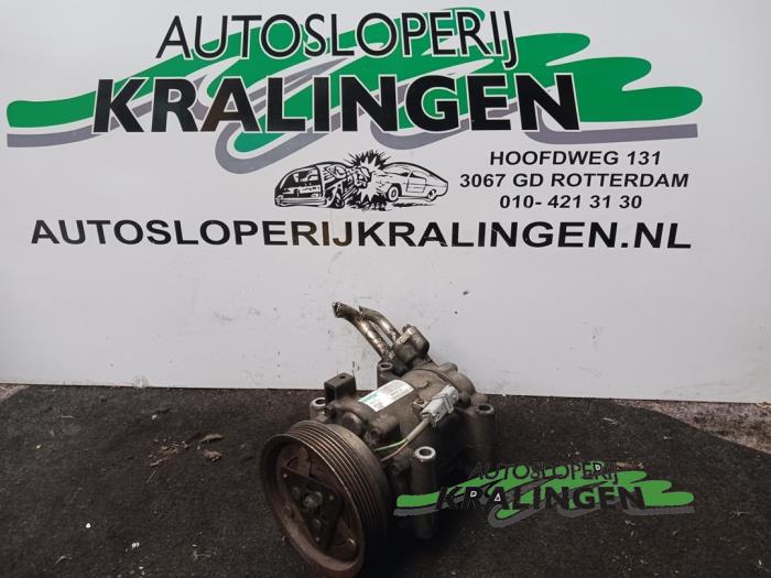 Gebruikte Aircopomp Renault Clio III (BR/CR) 1.6 16V Prijs € 14,98 Margeregeling aangeboden door Autosloperij Kralingen B.V.