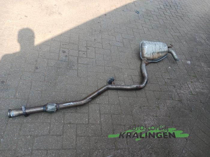 Gebruikte Uitlaat Einddemper Mercedes E (W211) 3.0 E-280 CDI 24V Prijs € 150,00 Margeregeling aangeboden door Autosloperij Kralingen B.V.