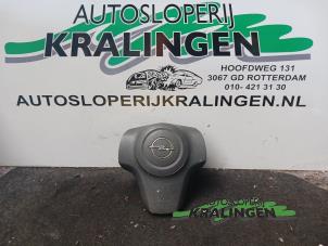 Gebruikte Airbag links (Stuur) Opel Corsa D 1.4 16V Twinport Prijs € 30,00 Margeregeling aangeboden door Autosloperij Kralingen B.V.