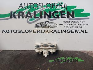 Gebruikte Chaufage Bedieningspaneel Opel Corsa D 1.4 16V Twinport Prijs € 25,00 Margeregeling aangeboden door Autosloperij Kralingen B.V.