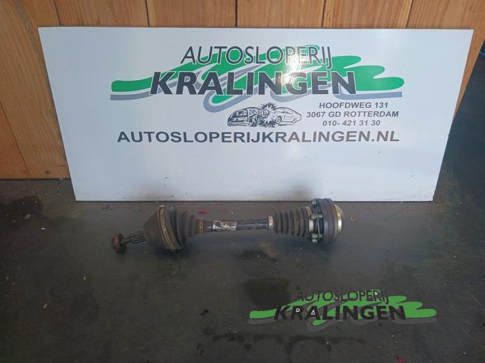 Gebruikte Steekas rechts-voor Citroen DS3 (SA) 1.2 12V PureTech 82 Prijs € 24,99 Margeregeling aangeboden door Autosloperij Kralingen B.V.