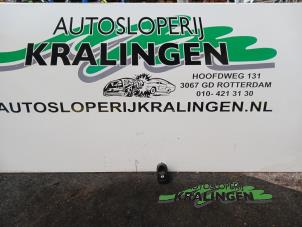 Gebruikte Raam schakelaar elektrisch Citroen C3 (FC/FL/FT) 1.4 Bivalent Prijs € 9,99 Margeregeling aangeboden door Autosloperij Kralingen B.V.