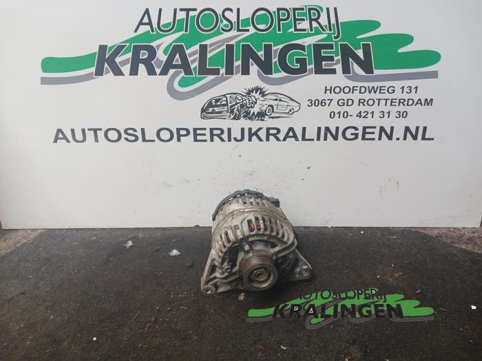 Gebruikte Dynamo Skoda Fabia (6Y5) 1.4i Prijs € 50,00 Margeregeling aangeboden door Autosloperij Kralingen B.V.