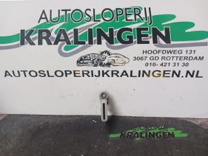 Gebruikte Schakelaar Spiegel Chevrolet Kalos (SF48) 1.4 Prijs € 20,00 Margeregeling aangeboden door Autosloperij Kralingen B.V.