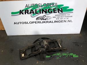Gebruikte Koelvin Renault Megane (EA) 1.6i Prijs € 40,00 Margeregeling aangeboden door Autosloperij Kralingen B.V.