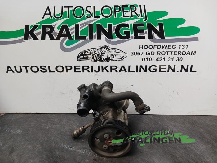 Gebruikte Servopomp BMW 3 serie Compact (E46/5) 316ti 16V Prijs € 100,00 Margeregeling aangeboden door Autosloperij Kralingen B.V.