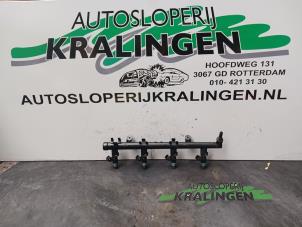 Gebruikte Injector (benzine injectie) Renault Scénic II (JM) 2.0 16V Prijs € 50,00 Margeregeling aangeboden door Autosloperij Kralingen B.V.