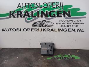 Gebruikte Deur module Mercedes E (W211) 3.0 E-280 CDI 24V Prijs € 25,00 Margeregeling aangeboden door Autosloperij Kralingen B.V.