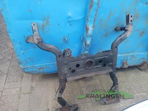 Gebruikte Subframe BMW Mini One/Cooper (R50) 1.6 16V Cooper Prijs € 100,00 Margeregeling aangeboden door Autosloperij Kralingen B.V.