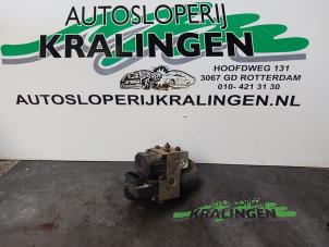 Gebruikte ABS Pomp Volkswagen Passat Variant (3B5) 1.8 20V Prijs € 50,00 Margeregeling aangeboden door Autosloperij Kralingen B.V.