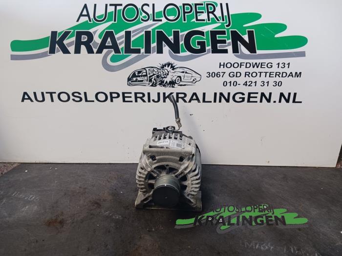 Gebruikte Dynamo Mercedes A (W169) 2.0 A-160 CDI 16V 3-Drs. Prijs € 99,99 Margeregeling aangeboden door Autosloperij Kralingen B.V.