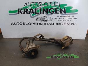 Gebruikte Servopomp Nissan Micra (K11) 1.4 16V Prijs € 34,99 Margeregeling aangeboden door Autosloperij Kralingen B.V.