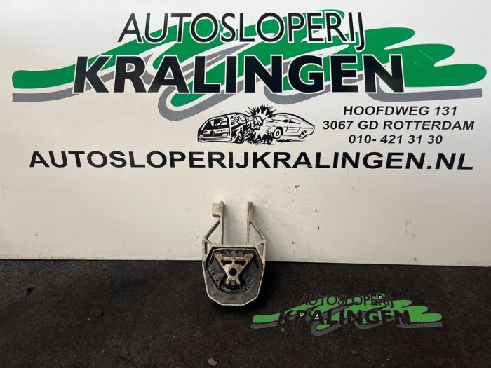 Gebruikte Motorrubber Ford Focus 2 1.8 16V Flexifuel Prijs € 25,00 Margeregeling aangeboden door Autosloperij Kralingen B.V.