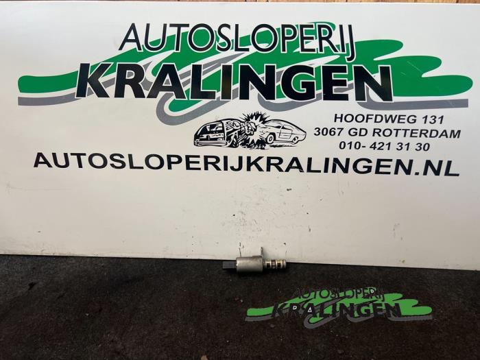 Gebruikte Nokkenas Sensor Peugeot 308 SW (4E/H) 1.6 VTI 16V Prijs € 29,99 Margeregeling aangeboden door Autosloperij Kralingen B.V.