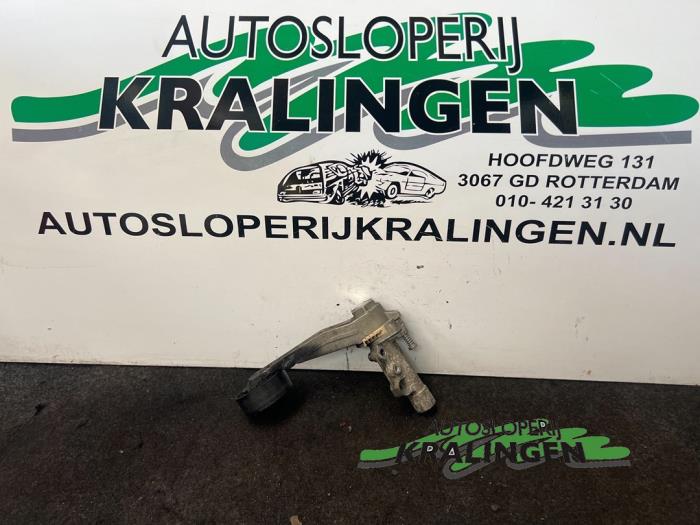 Gebruikte Spanner multiriem Peugeot 308 SW (4E/H) 1.6 VTI 16V Prijs € 25,00 Margeregeling aangeboden door Autosloperij Kralingen B.V.