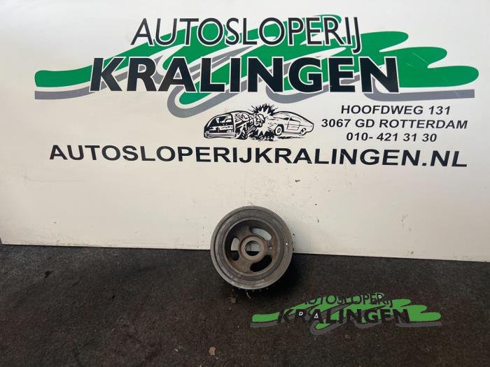 Gebruikte Poelie Krukas Ford Focus 2 1.8 16V Flexifuel Prijs € 24,99 Margeregeling aangeboden door Autosloperij Kralingen B.V.