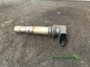 Gebruikte Pen Bobine Volkswagen Golf V (1K1) 1.4 FSI 16V Prijs € 25,00 Margeregeling aangeboden door Autosloperij Kralingen B.V.