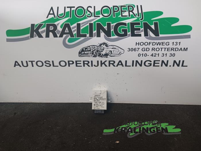 Gebruikte Immobiliser module BMW Mini (R50/53) 1.6 16V Cooper Prijs € 50,00 Margeregeling aangeboden door Autosloperij Kralingen B.V.