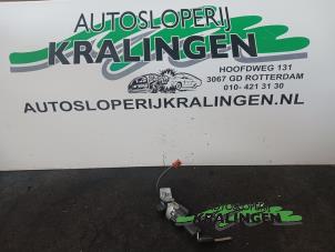 Gebruikte Kontaktslot + Sleutel Citroen C2 (JM) 1.1 Prijs € 34,99 Margeregeling aangeboden door Autosloperij Kralingen B.V.
