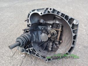 Gebruikte Versnellingsbak Fiat Doblo (223A/119) 1.9 D Prijs € 150,00 Margeregeling aangeboden door Autosloperij Kralingen B.V.