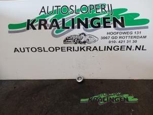 Gebruikte Start/Stop schakelaar BMW 1 serie (E87/87N) 118d 16V Prijs € 19,99 Margeregeling aangeboden door Autosloperij Kralingen B.V.