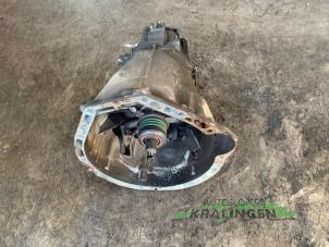 Gebruikte Versnellingsbak Mercedes CLK (C208) 2.0 200K Evo 16V Prijs € 499,99 Margeregeling aangeboden door Autosloperij Kralingen B.V.