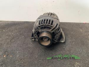 Gebruikte Dynamo Mercedes CLK (C208) 2.0 200K Evo 16V Prijs € 49,98 Margeregeling aangeboden door Autosloperij Kralingen B.V.