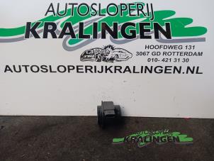 Gebruikte Luchtmassameter Volvo V40 (VW) 1.8 16V Prijs € 25,00 Margeregeling aangeboden door Autosloperij Kralingen B.V.