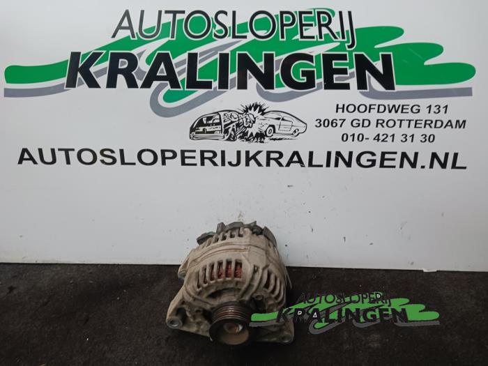 Gebruikte Dynamo Opel Meriva (A) 1.4 16V Twinport Prijs € 24,99 Margeregeling aangeboden door Autosloperij Kralingen B.V.