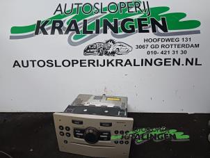Gebruikte Radio CD Speler Opel Corsa D 1.2 16V Prijs op aanvraag aangeboden door Autosloperij Kralingen B.V.