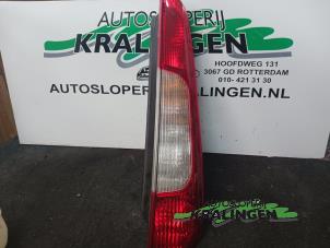 Gebruikte Achterlicht rechts Ford Focus C-Max 1.8 16V Prijs € 24,99 Margeregeling aangeboden door Autosloperij Kralingen B.V.