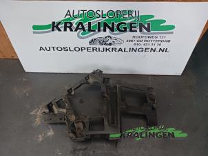 Gebruikte Bumpersteun rechts-achter Peugeot 508 SW (8E/8U) 1.6 HDiF 16V Prijs € 34,99 Margeregeling aangeboden door Autosloperij Kralingen B.V.