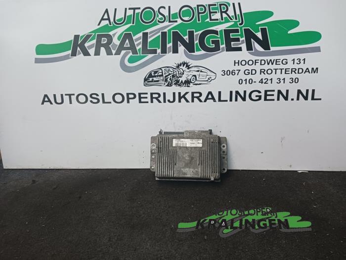 Gebruikte Computer Motormanagement Renault Clio II (BB/CB) 1.4 Prijs € 99,99 Margeregeling aangeboden door Autosloperij Kralingen B.V.