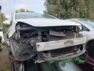 Gebruikte Frontpaneel Opel Corsa D 1.2 16V Prijs € 100,00 Margeregeling aangeboden door Autosloperij Kralingen B.V.