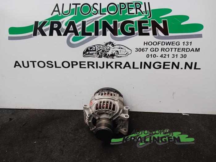 Gebruikte Dynamo Renault Clio II (BB/CB) 1.4 16V Prijs € 49,99 Margeregeling aangeboden door Autosloperij Kralingen B.V.