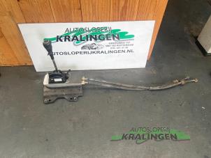 Gebruikte Schakelkabel Versnellingsbak Fiat Grande Punto (199) 1.3 JTD Multijet 16V 85 Actual Prijs € 49,99 Margeregeling aangeboden door Autosloperij Kralingen B.V.