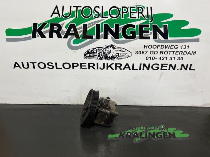 Gebruikte Servopomp Volvo V70 (SW) 2.4 T 20V Prijs € 50,00 Margeregeling aangeboden door Autosloperij Kralingen B.V.