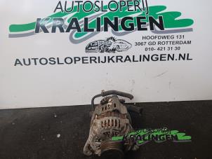 Gebruikte Dynamo Kia Carens II (FJ) 2.0 CRDI 16V Prijs € 34,99 Margeregeling aangeboden door Autosloperij Kralingen B.V.