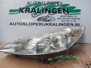 Gebruikte Linker Koplamp Peugeot 308 (4A/C) 1.6 VTI 16V Prijs € 50,00 Margeregeling aangeboden door Autosloperij Kralingen B.V.