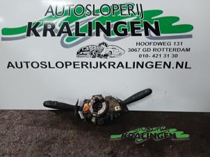 Gebruikte Licht + Raw Schakelaar Renault Kangoo (KC) 1.9 D 55 Prijs € 35,00 Margeregeling aangeboden door Autosloperij Kralingen B.V.